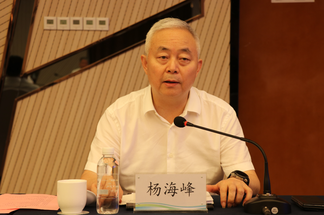 陜鋼集團(tuán)與中國(guó)地質(zhì)調(diào)查局自然資源綜合調(diào)查指揮中心、上唐集團(tuán)、中國(guó)地質(zhì)科學(xué)院鄭州所、中化學(xué)（海南）公司戰(zhàn)略合作框架協(xié)議成功簽約