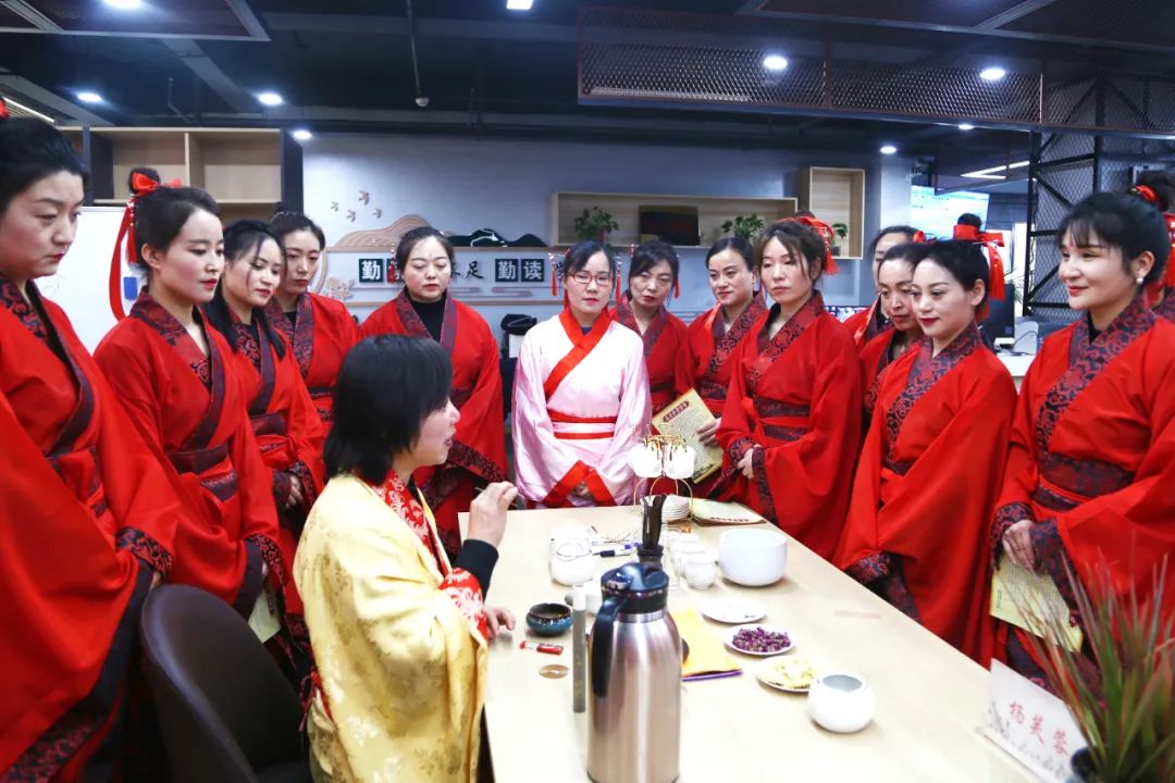 ^2023FàN