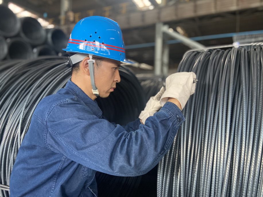 以奮斗姿態跑出新年“加速度” 以奮斗姿態跑出新年“加速度”