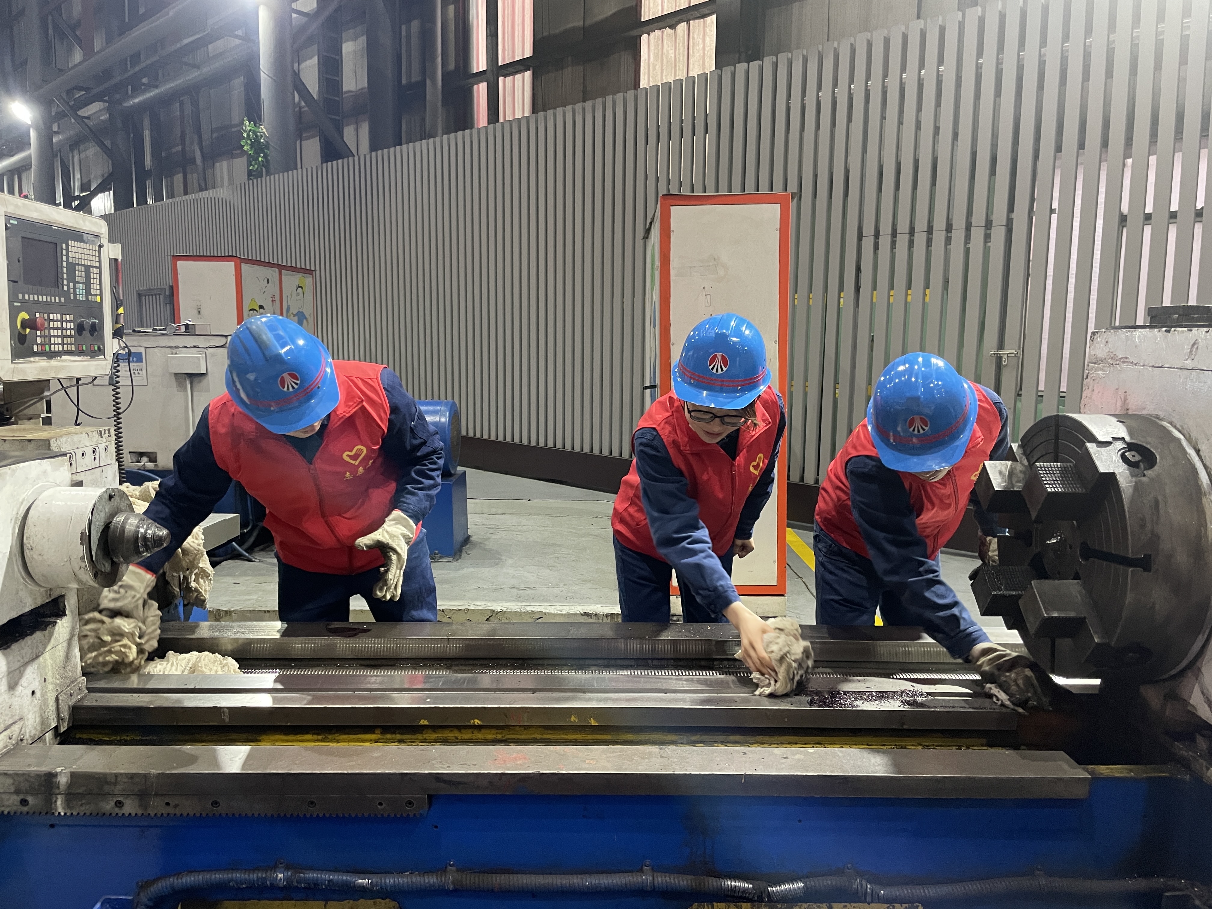 堅持四個導向 激發(fā)黨建新活力