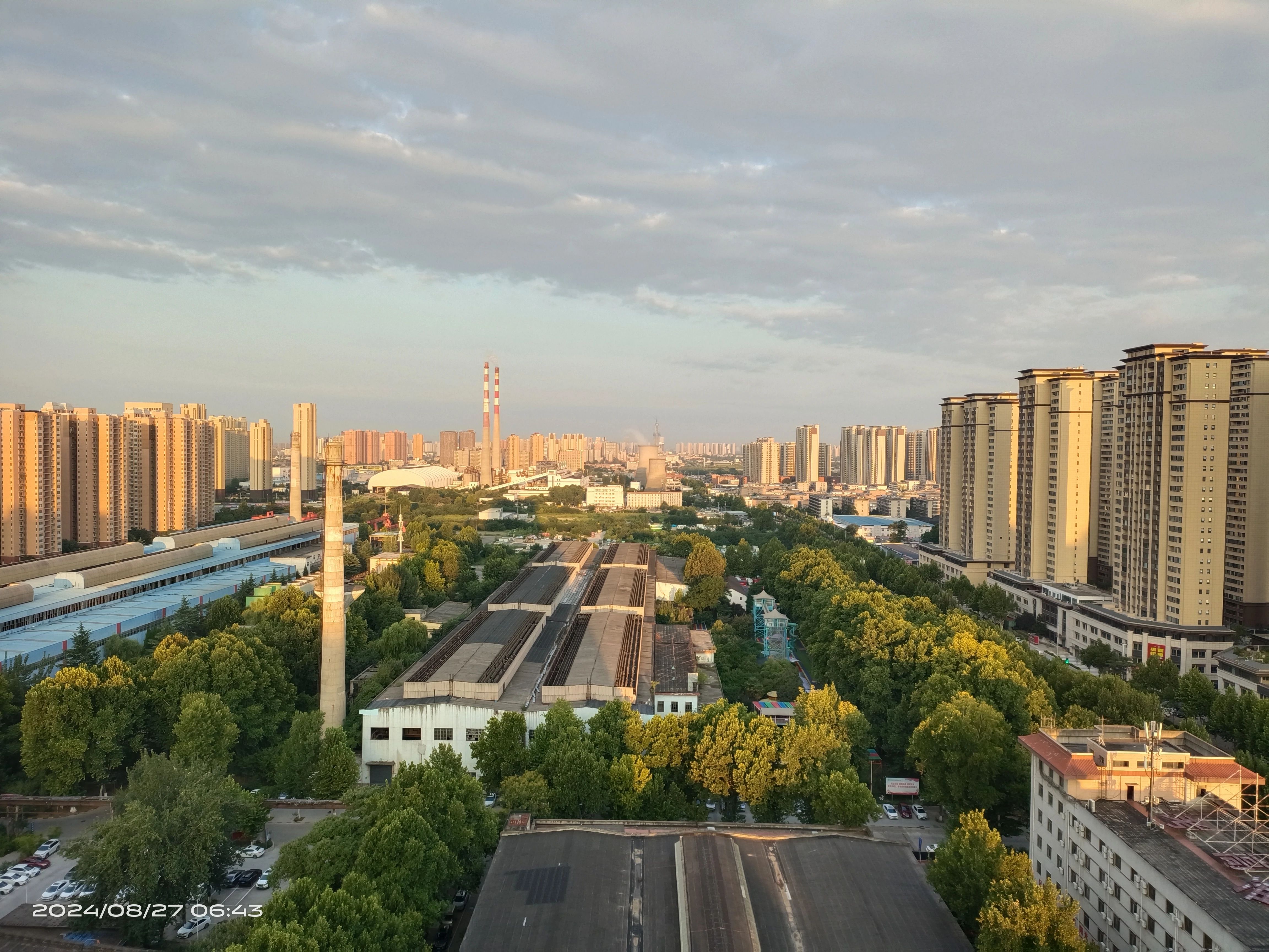 創(chuàng)建溫馨美麗園區(qū) 助推多元產(chǎn)業(yè)發(fā)展 創(chuàng)建溫馨美麗園區(qū) 助推多元產(chǎn)業(yè)發(fā)展